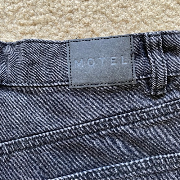 Motel Rocks Black Loose Fit Denim Shorts, Size XS - Picture 4 of 7